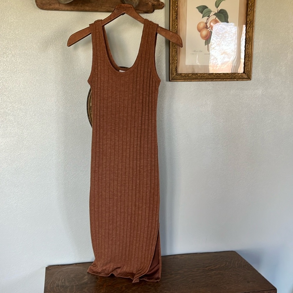 Buckle brand rust rib dress with side slit